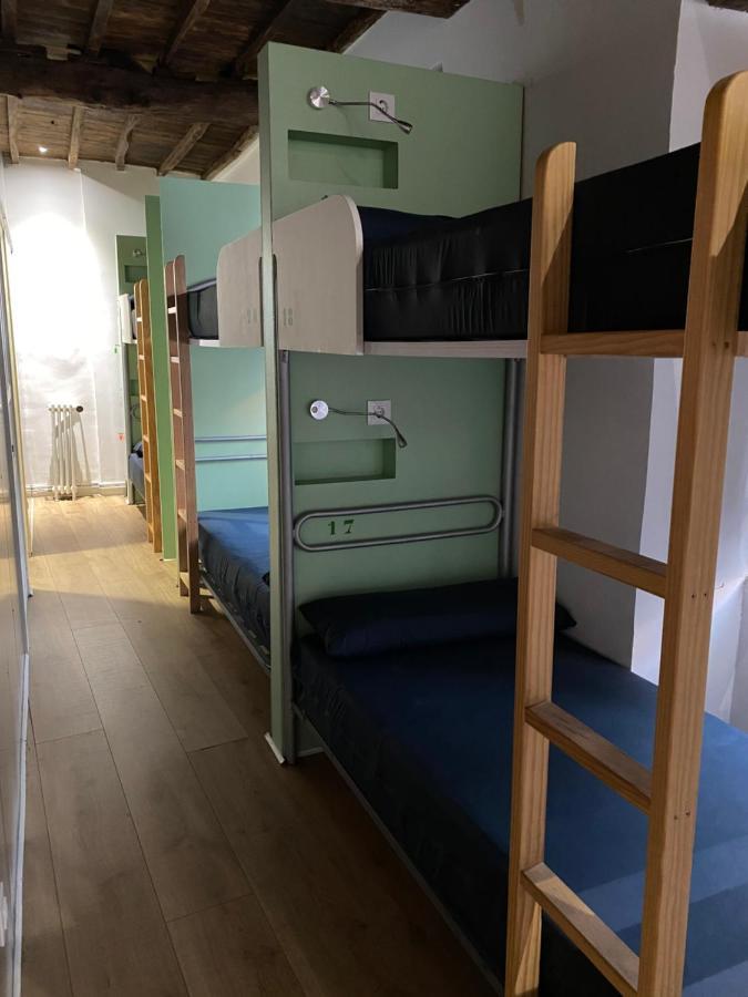 O Santo Hostal Arzüa圣托·霍斯塔尔·阿苏阿